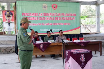 Pelantikan Sat Linmas Desa Guwosari